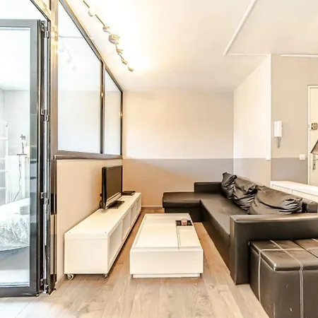 Apartment 34 M Near La Confluence *